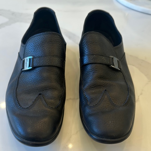 Salvatore Ferragamo Black Leather Slip-On Loafers with Straps